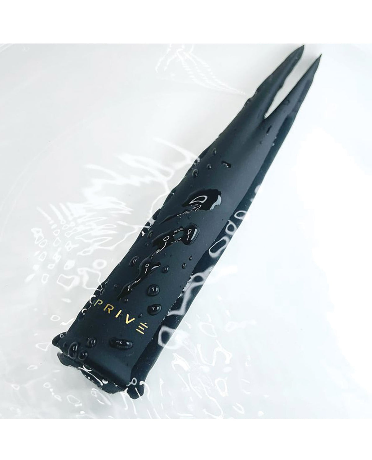 Privé Melodi Double-Tongue Clitoral Vibrator – Black – view 3